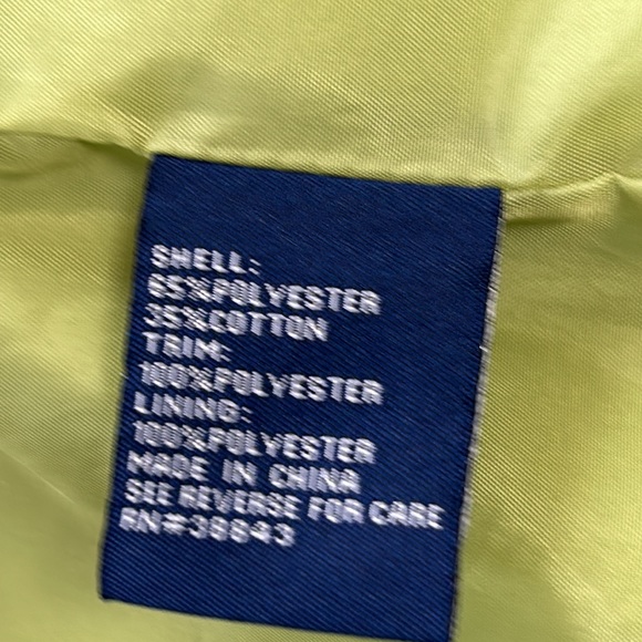 Mackintosh New England green spring rain jacket.  Removable hood.  Size Medium. - Picture 5 of 14